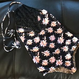 Teahupo’o acacia one piece